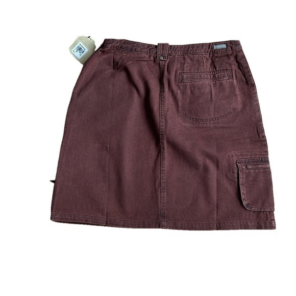 Woolrich Dresses & Skirts - Discover timeless elegance with this Woolrich skirt in size 12